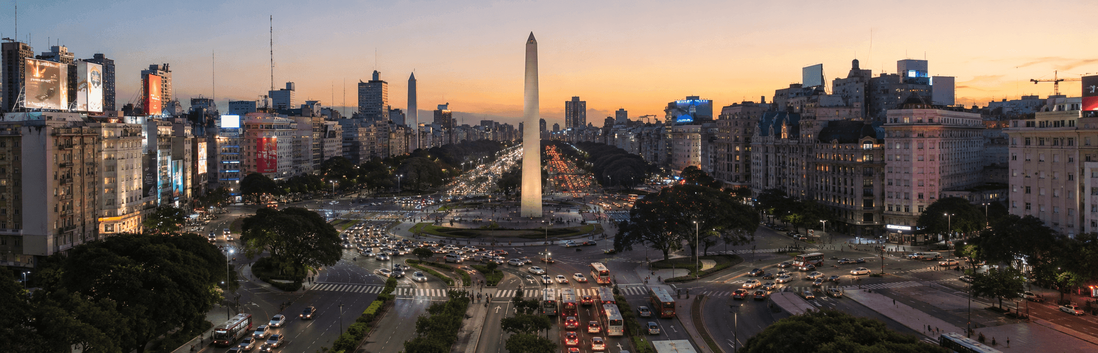 Avenida 9 de Julio y Obelisco en Buenos Aires, una de las mejores ciudades para visitar en 2026